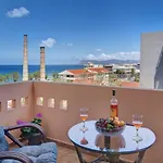 Fougaro Lägenhetshotell 3*