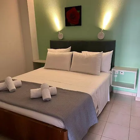 Fougaro Aparthotel Chania (Crete)
