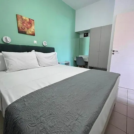 Fougaro 3* Chania (Crete)