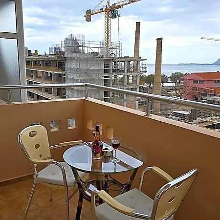 Fougaro Aparthotel Chania (Crete)