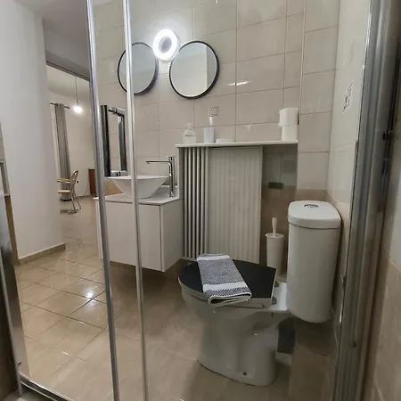 Fougaro 아파트호텔 3*